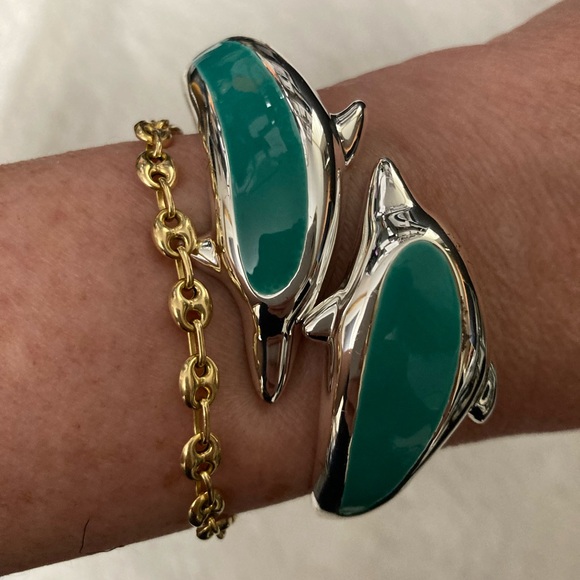 Dolphin cuff bracelet - Picture 2 of 6